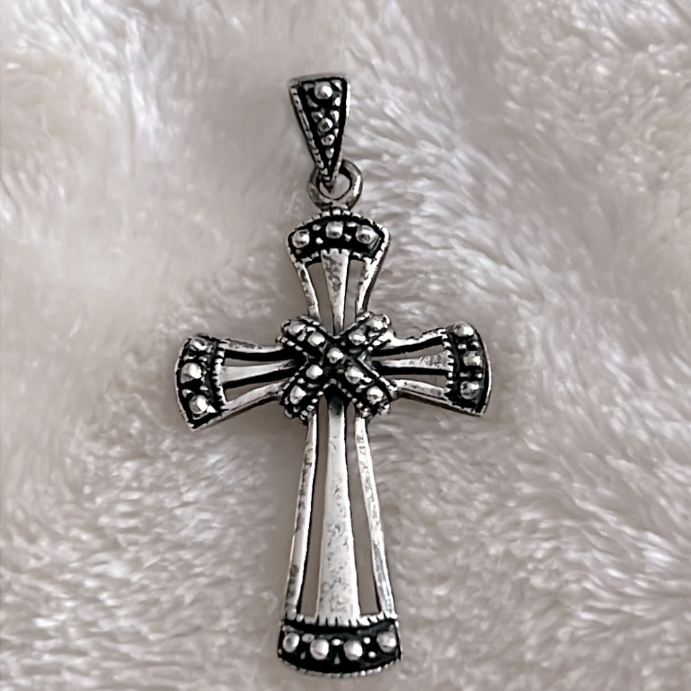 ✝️ VINTAGE STAMPED 925 STERLING SILVER CROSS PENDANT Men’s One Size